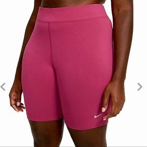 Nike Women's Sportswear Essential Bike Shorts